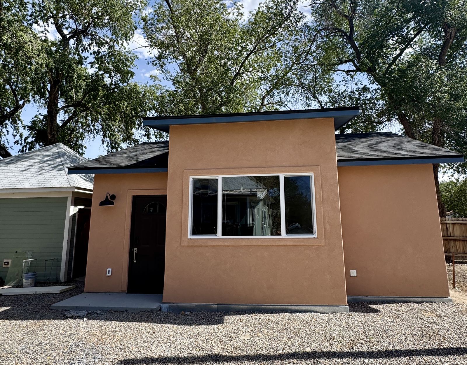 946 Belford ADU, exterior